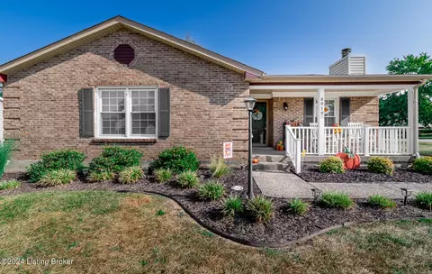 8919 Kaprun Ct, Louisville, KY 40220