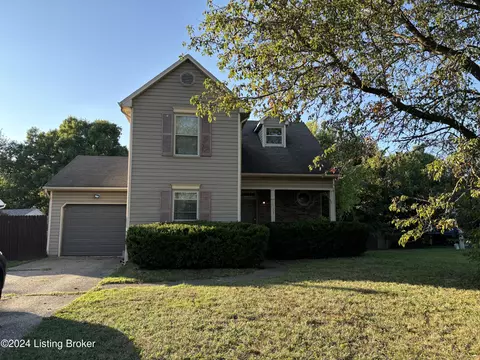 12127 Bay Run Dr, Louisville, KY 40245