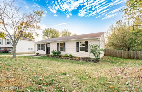 6710 William Clark Dr, Louisville, KY 40228
