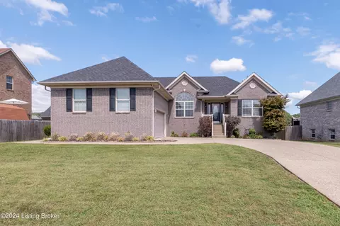 308 Mallard Lake Blvd, Shepherdsville, KY 40165