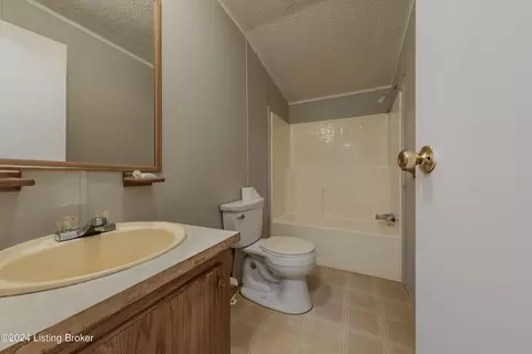 Bath - 105 John Morris Rd, Custer, KY 40115 photo 1 of 9