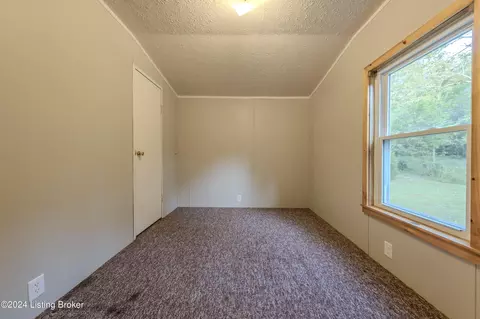 Bedroom - 105 John Morris Rd, Custer, KY 40115 photo 5 of 10