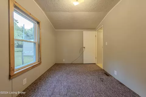 Bedroom - 105 John Morris Rd, Custer, KY 40115 photo 3 of 10