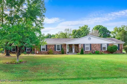 342 Colonial Dr, Mount Washington, KY 40047