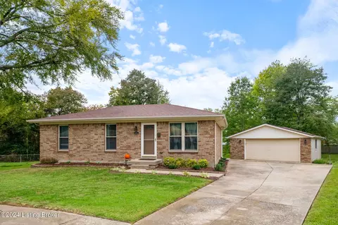 4001 Sea Wave Ct, Louisville, KY 40229