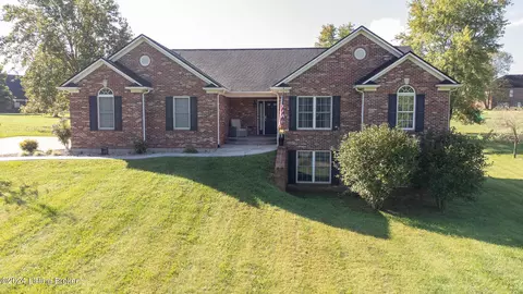 Exterior - 8889 Ernstberger Rd, Georgetown, IN 47122 photo 10 of 13