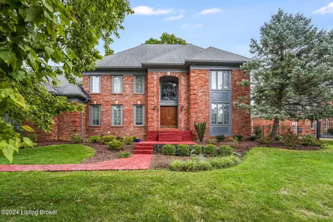 8610 Cheffield Dr, Louisville, KY 40222