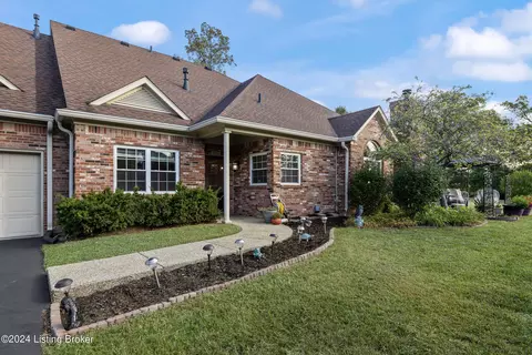 10111 Pebble Beach Ct, Louisville, KY 40291