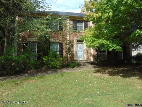 8110 Montero Dr, Prospect, KY 40059