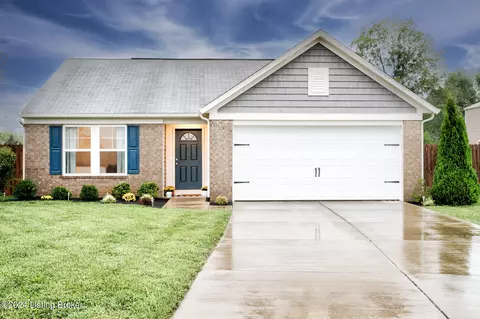 112 Ledgestone Ct, Shepherdsville, KY 40165