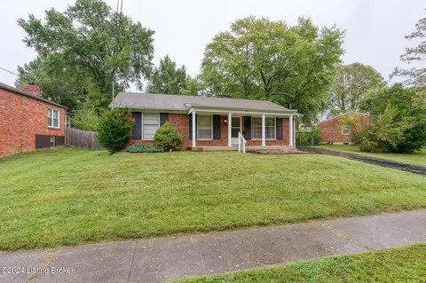 811 Echo Bridge Rd, Louisville, KY 40243