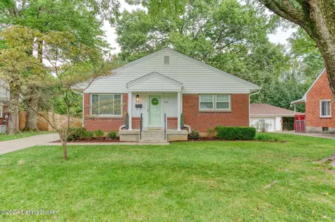 4223 Hillbrook Dr, Louisville, KY 40220