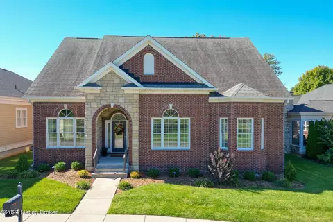 306 Kirkwood Glen Cir, Louisville, KY 40207