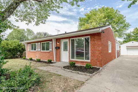 6607 Macalester Dr, Louisville, KY 40214