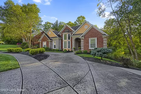 2602 Abbeydale Ct, La Grange, KY 40031