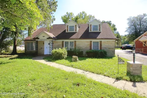 2254 Crums Ln, Louisville, KY 40216