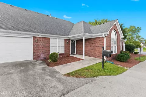 7600 Revolutionary Ct, Louisville, KY 40214