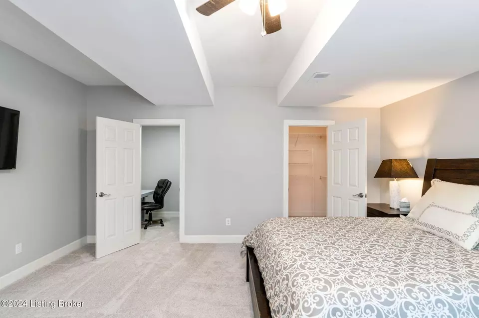 Bedroom - 14812 Landmark Dr, Louisville, KY 40245 photo 14 of 17