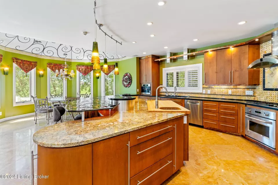 Kitchen - 14812 Landmark Dr, Louisville, KY 40245 photo 3 of 8