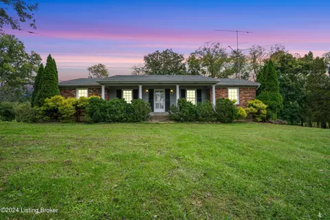 3505 Barberry Ct, La Grange, KY 40031