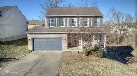 2704 Benjamin Ln, Hebron, KY 41048 photo 1