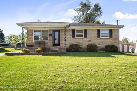 5212 Woodhill Ln, Louisville, KY 40219