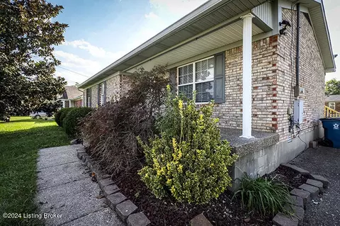 131 Shawnee Dr, Shepherdsville, KY 40165