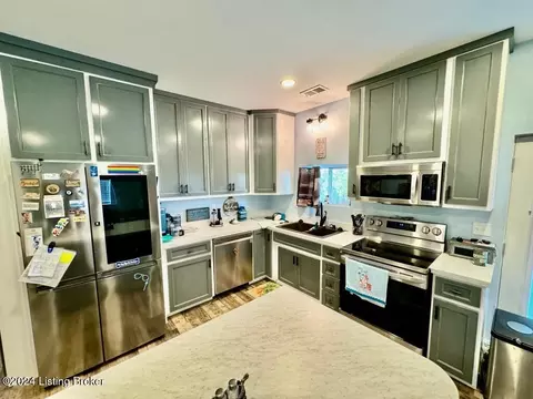 Kitchen - 155 Lucky Ln, Perryville, KY 40468 photo 1 of 2