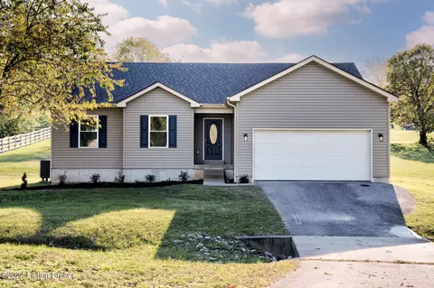 2495 Hochstrasser Rd, Fisherville, KY 40023