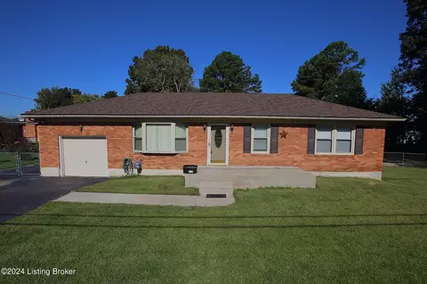 6118 Upper Hunters Trce, Louisville, KY 40216