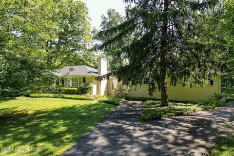 701 Shady Ln, Anchorage, KY 40223