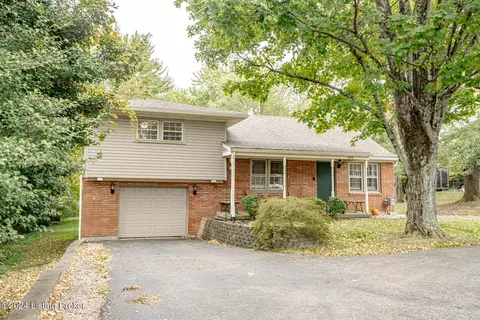 6501 S Watterson Trail Trl, Louisville, KY 40291