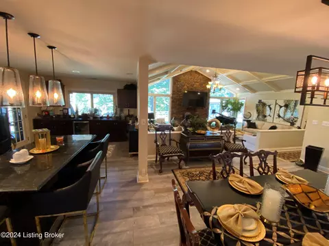 Dining - 6410 River Rd, Prospect, KY 40059 photo 1 of 4