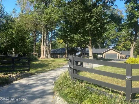 Exterior - 6410 River Rd, Prospect, KY 40059 photo 50 of 59