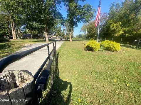 Exterior - 6410 River Rd, Prospect, KY 40059 photo 51 of 59