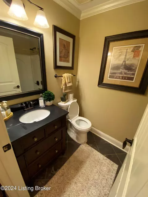 Bath - 6410 River Rd, Prospect, KY 40059 photo 8 of 12
