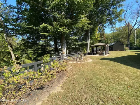 Exterior - 6410 River Rd, Prospect, KY 40059 photo 32 of 59