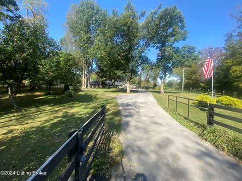 Exterior - 6410 River Rd, Prospect, KY 40059 photo 57 of 59
