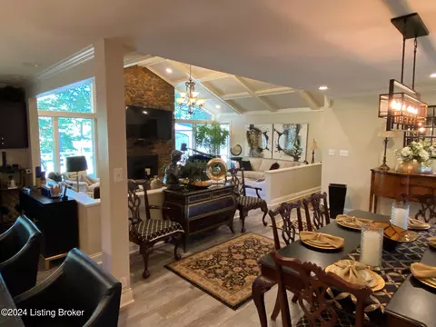 Dining - 6410 River Rd, Prospect, KY 40059 photo 4 of 4