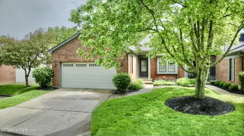 1614 Shady Cove Ln, Florence, KY 41042