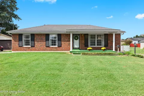 6706 Astral Dr, Louisville, KY 40258