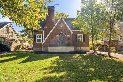 6707 S 3rd St, Louisville, KY 40214