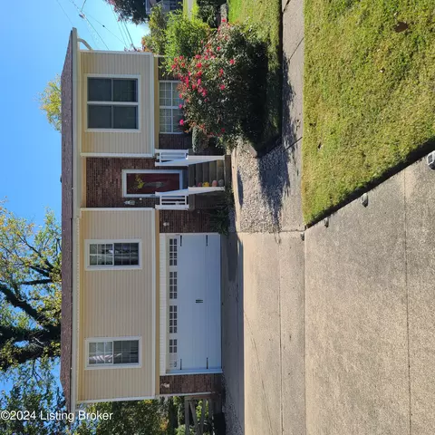 3508 Vanguard Dr, Louisville, KY 40229