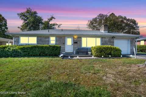 3318 Janell Rd, Louisville, KY 40216