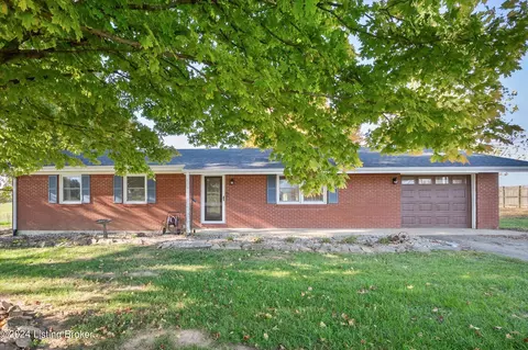 509 Woods Pike, Pleasureville, KY 40057