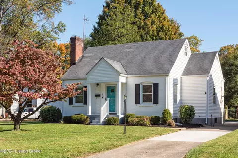 3203 Eagle Pass, Louisville, KY 40213