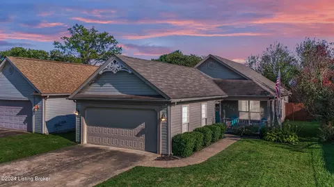 2406 Creaghton Ct, Jeffersonville, IN 47130