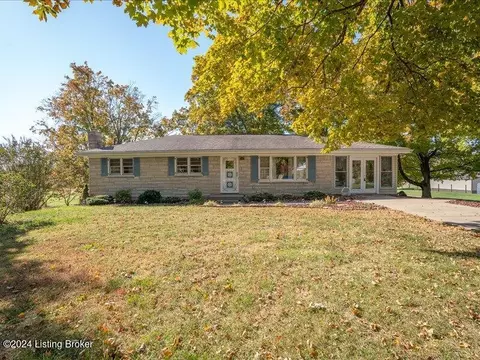 1800 Armstrong Ln, Mount Washington, KY 40047