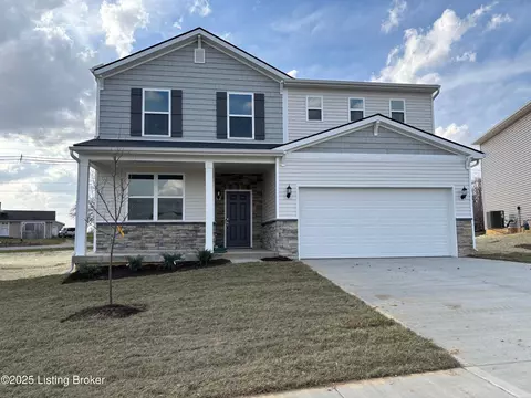 909 Triplett Cir, Shelbyville, KY 40065