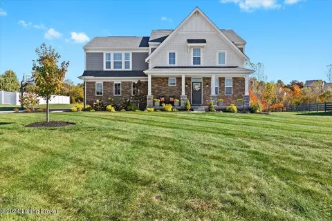 1207 Summit Parks Dr, La Grange, KY 40031